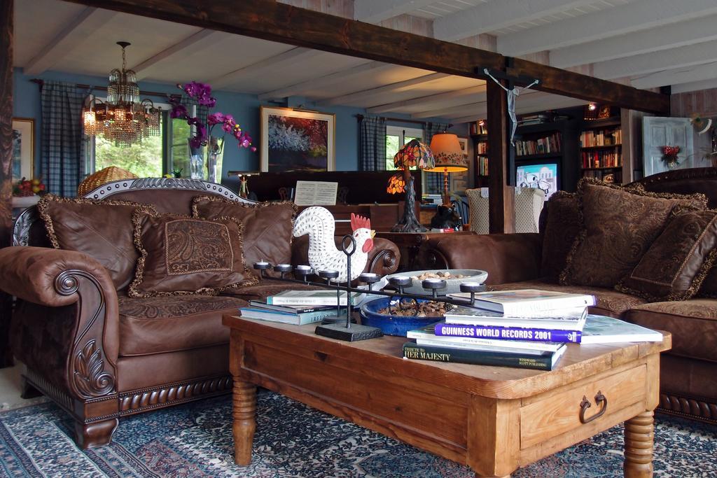 Le Petit Clocher Gite Touristique B & B Saint-Sauveur-des-Monts 외부 사진