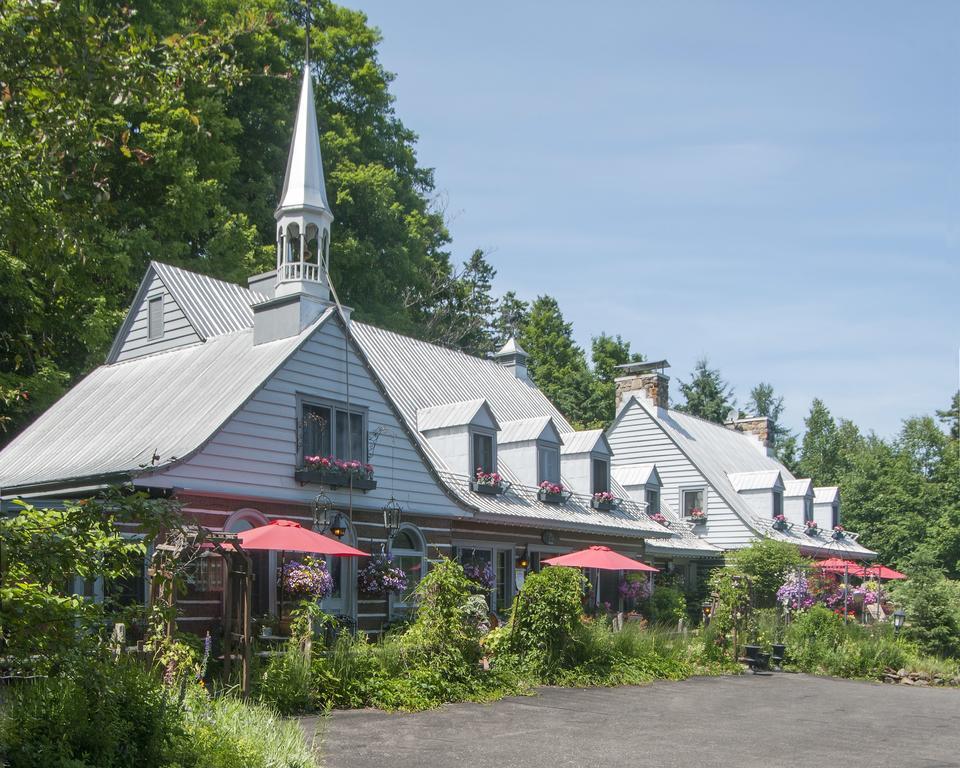 Le Petit Clocher Gite Touristique B & B Saint-Sauveur-des-Monts 외부 사진