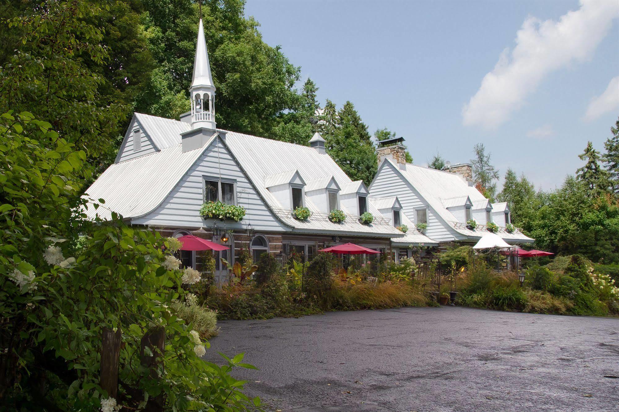 Le Petit Clocher Gite Touristique B & B Saint-Sauveur-des-Monts 외부 사진