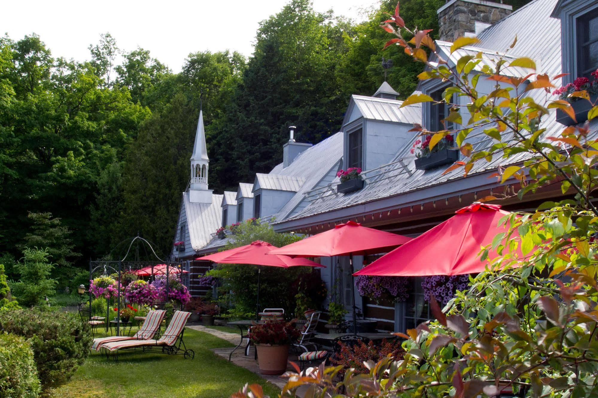 Le Petit Clocher Gite Touristique B & B Saint-Sauveur-des-Monts 외부 사진